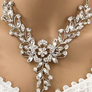 Necklace and earrings set Rhinestone crystal jewelry